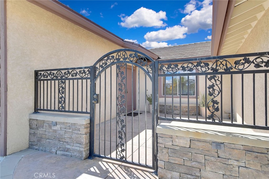 5328 Ranch Gate Road Alta Loma, CA 91701 - Photo 39 of 59