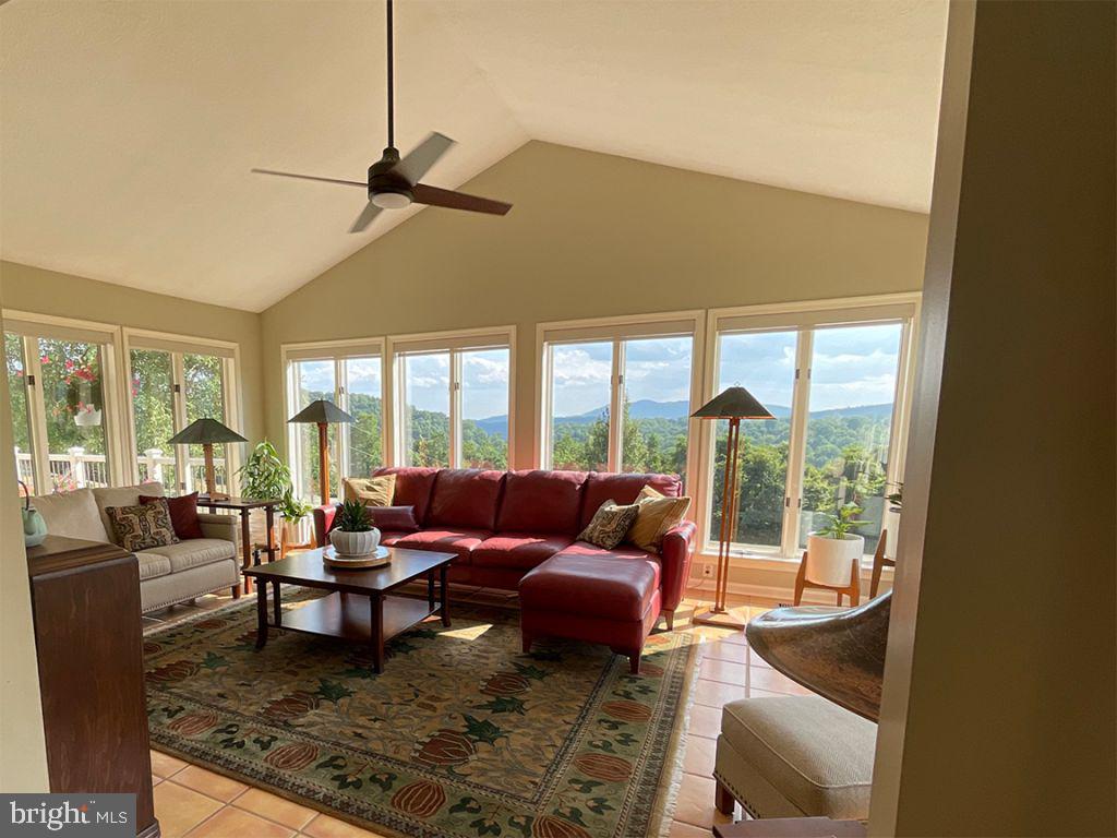 2527 Leeds Manor Road Markham, VA 22643 - Photo 18 of 54 Gallery Image 18