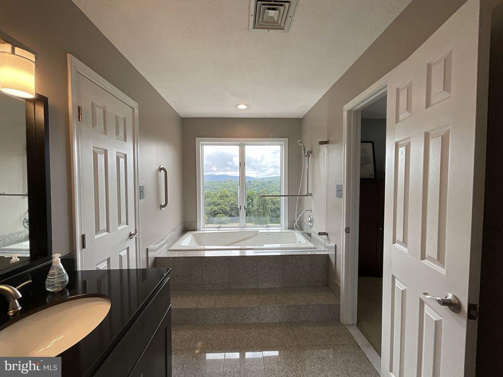 2527 Leeds Manor Road Markham, VA 22643 - Photo 35 of 54 Gallery Image 35