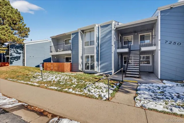 $1,995 | 7250 South Gaylord Street, Unit G16, Littleton, CO 80122