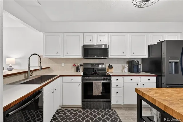 $1,995 | 7250 South Gaylord Street, Unit G16, Littleton, CO 80122