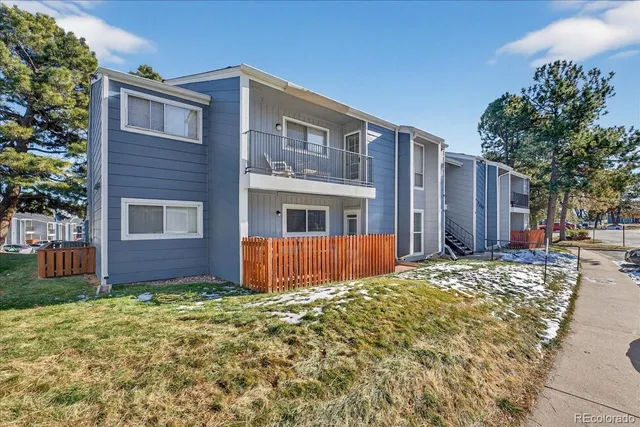 $1,995 | 7250 South Gaylord Street, Unit G16, Littleton, CO 80122