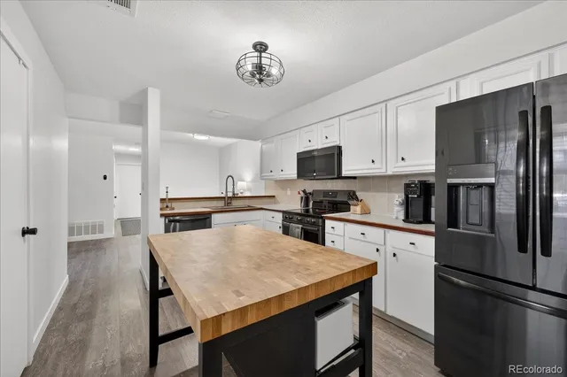 $1,995 | 7250 South Gaylord Street, Unit G16, Littleton, CO 80122