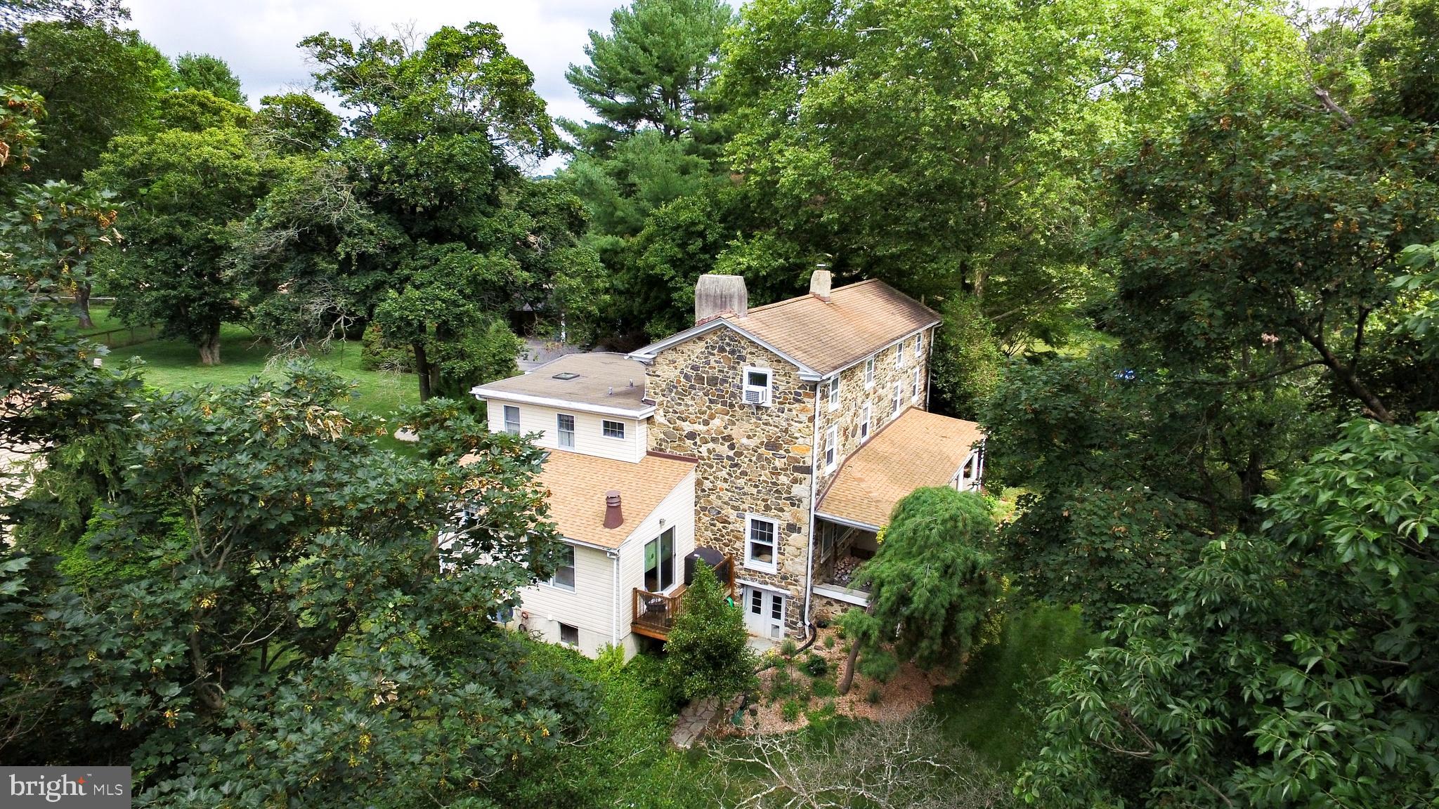 363 Valleybrook Road Glen Mills, PA 19342 - Photo 15 of 110 Aerial side view