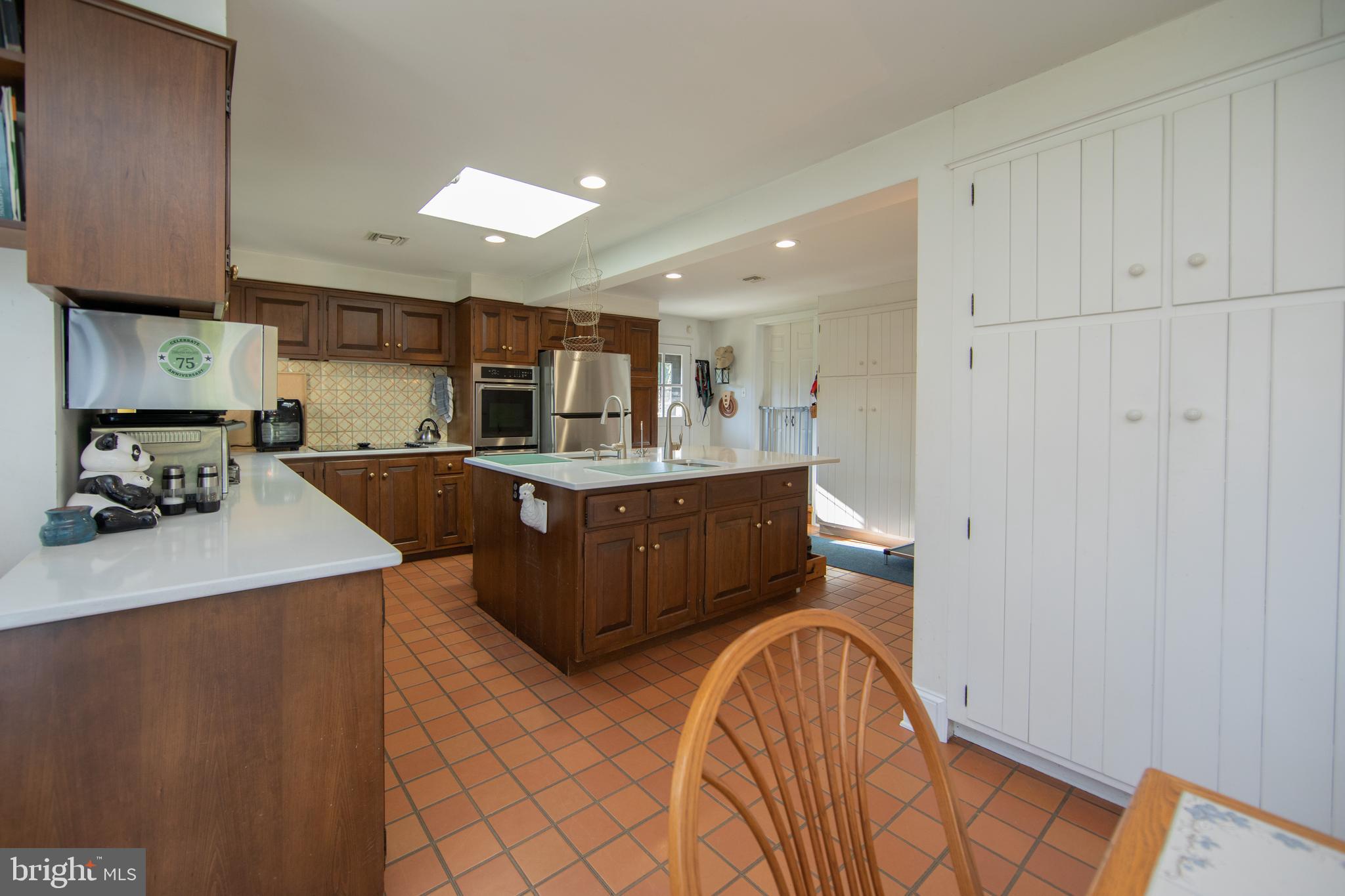 363 Valleybrook Road Glen Mills, PA 19342 - Photo 40 of 110 Kitchen with Built-in Cabinetry