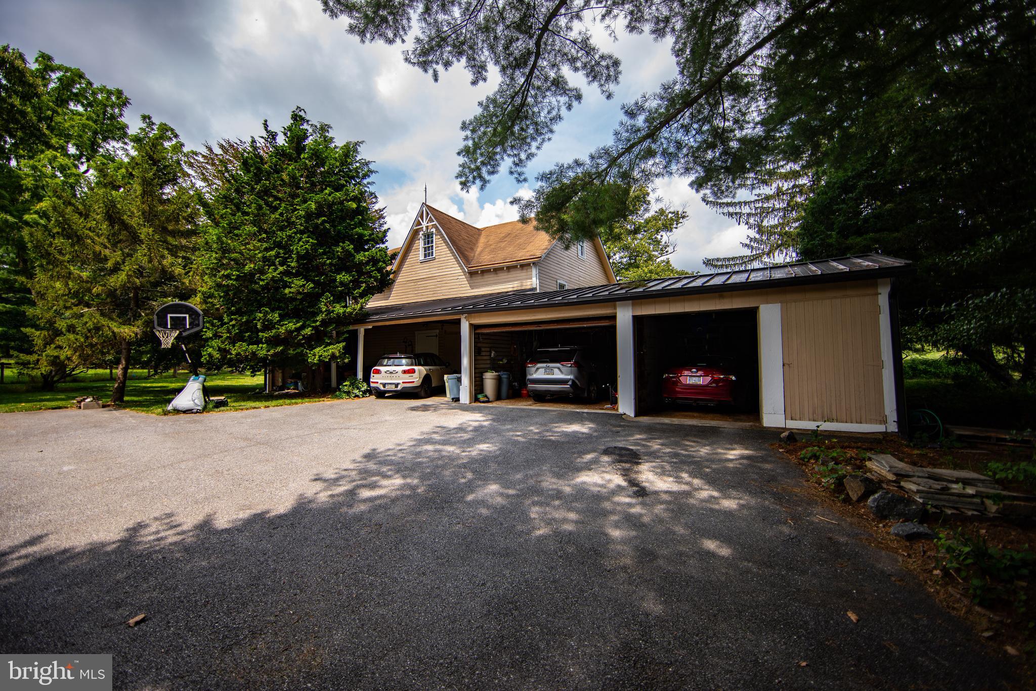 363 Valleybrook Road Glen Mills, PA 19342 - Photo 74 of 110 Detached 3 car Garage with Ample parking