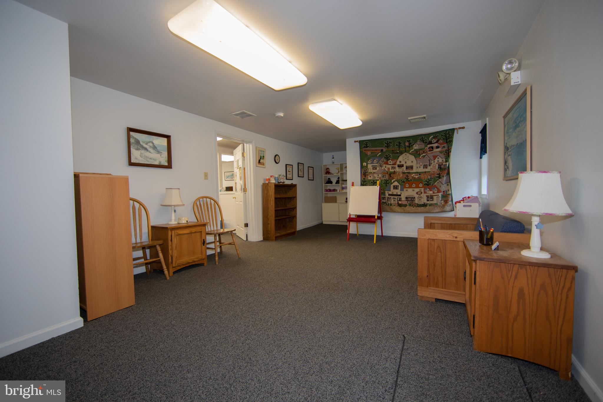 363 Valleybrook Road Glen Mills, PA 19342 - Photo 80 of 110 Detached (Office) waiting rm with PR