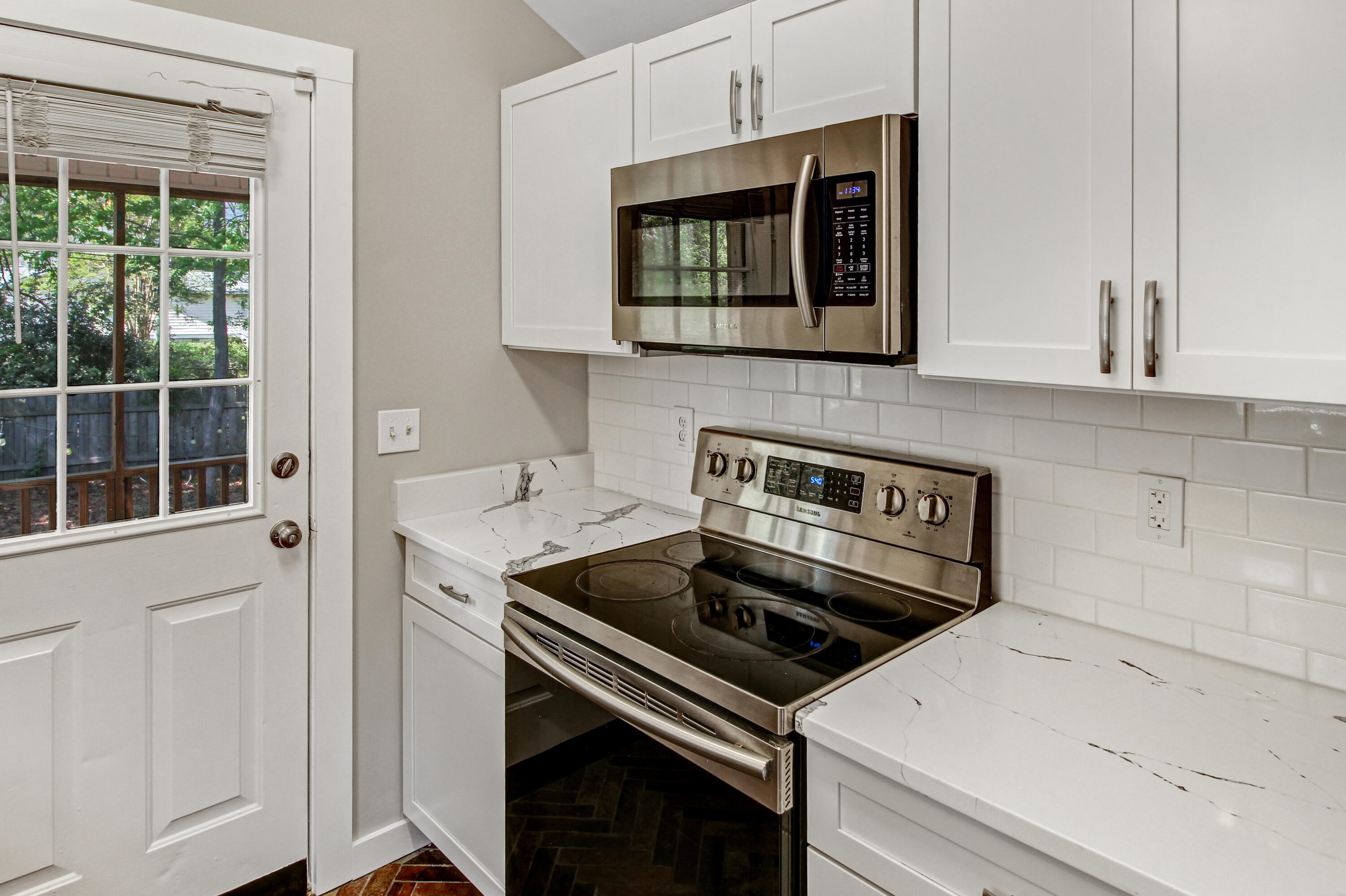 2104 Razorback Lane Charleston, SC 29414 - Photo 24 of 55 20