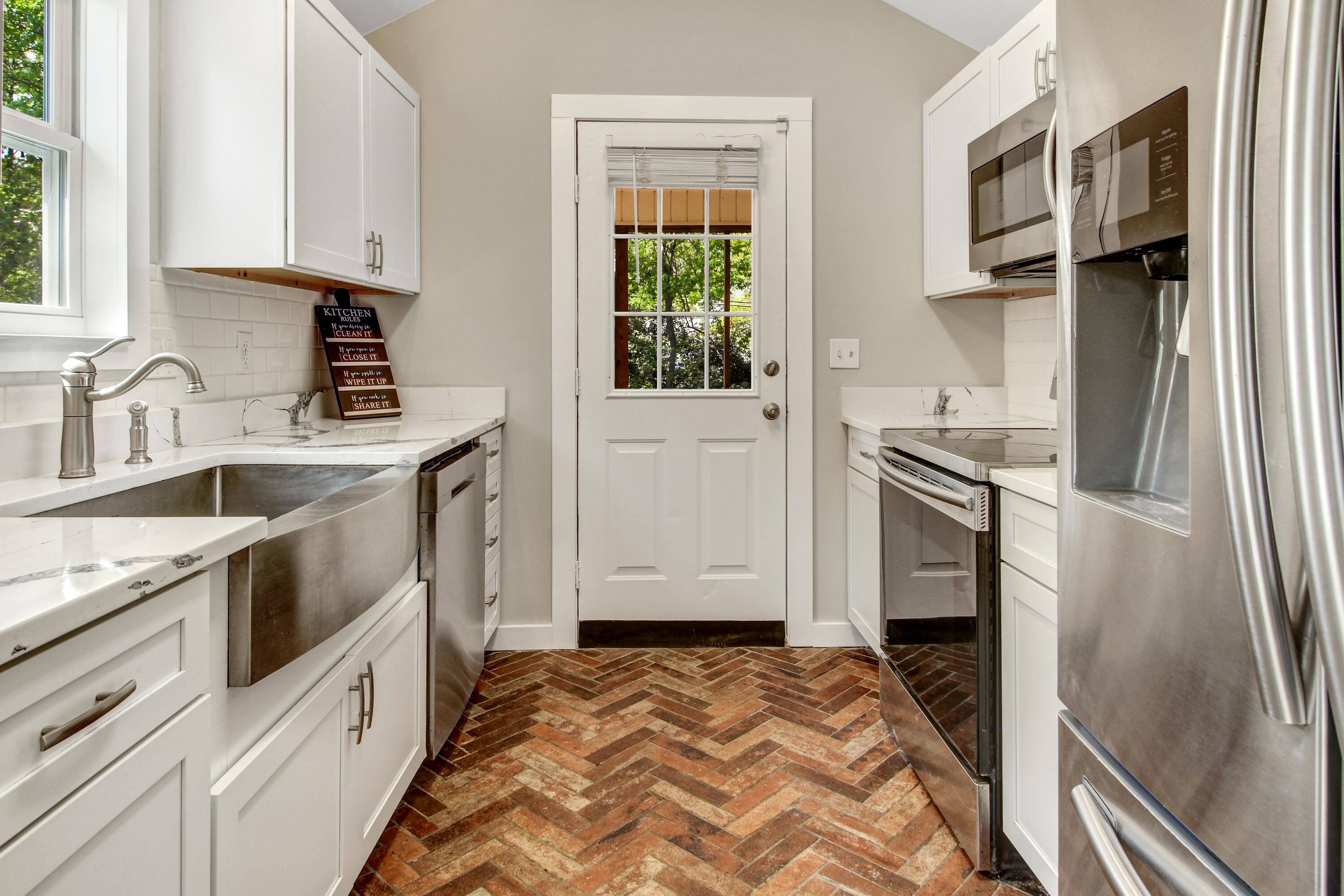2104 Razorback Lane Charleston, SC 29414 - Photo 3 of 55 19
