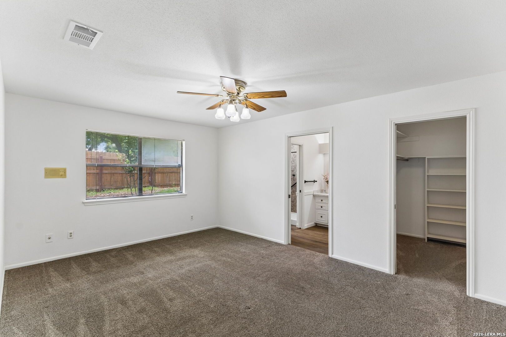 8706 Golden View Windcrest, TX 78239 - Photo 14 of 43
