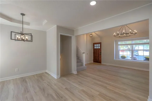 $319,000 | 313 Southeast Onyx Court, Lee's Summit, MO 64063