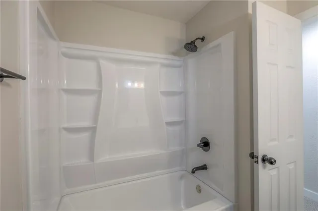 $319,000 | 313 Southeast Onyx Court, Lee's Summit, MO 64063