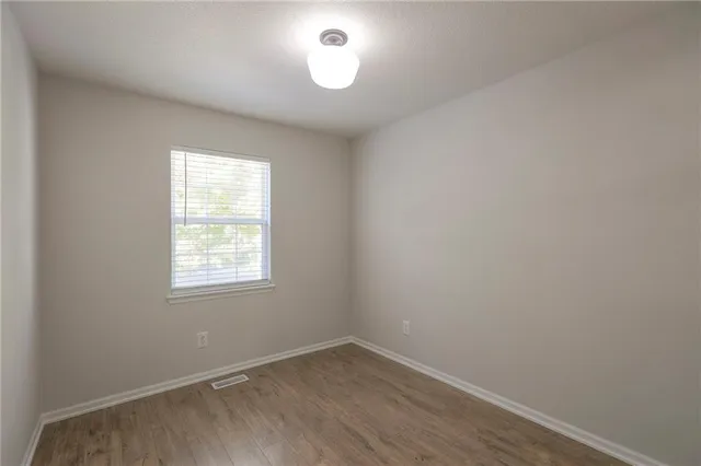 $319,000 | 313 Southeast Onyx Court, Lee's Summit, MO 64063