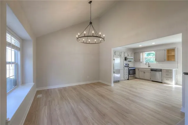 $319,000 | 313 Southeast Onyx Court, Lee's Summit, MO 64063