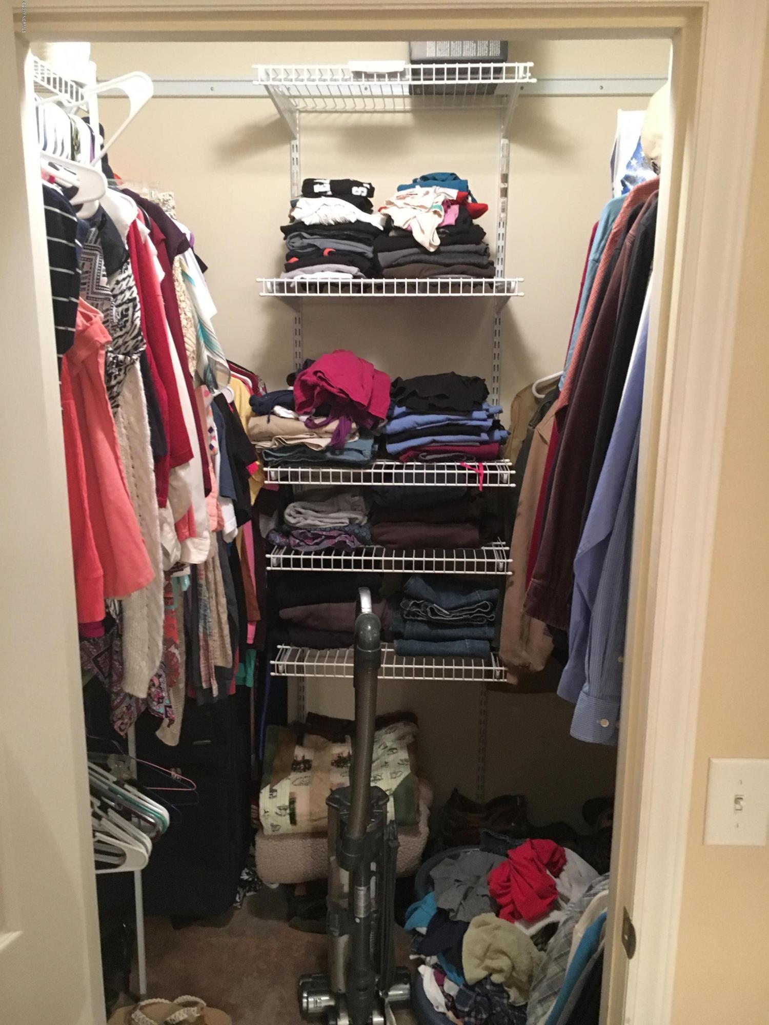 120 Branch Canal Road New Bern, NC 28560 - Photo 17 of 23 Master walkin closet