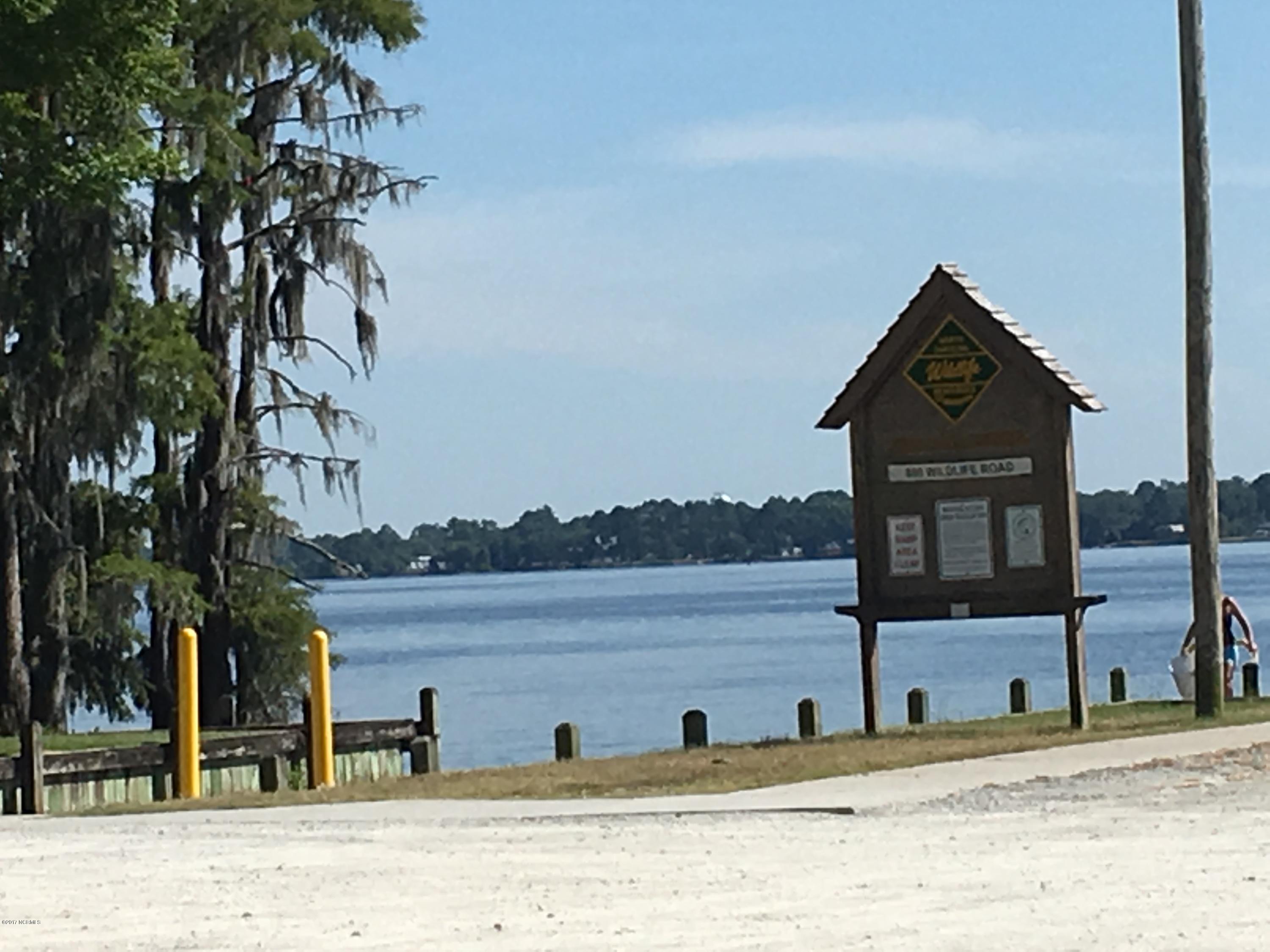 120 Branch Canal Road New Bern, NC 28560 - Photo 23 of 23 1 mile to public boat ramp