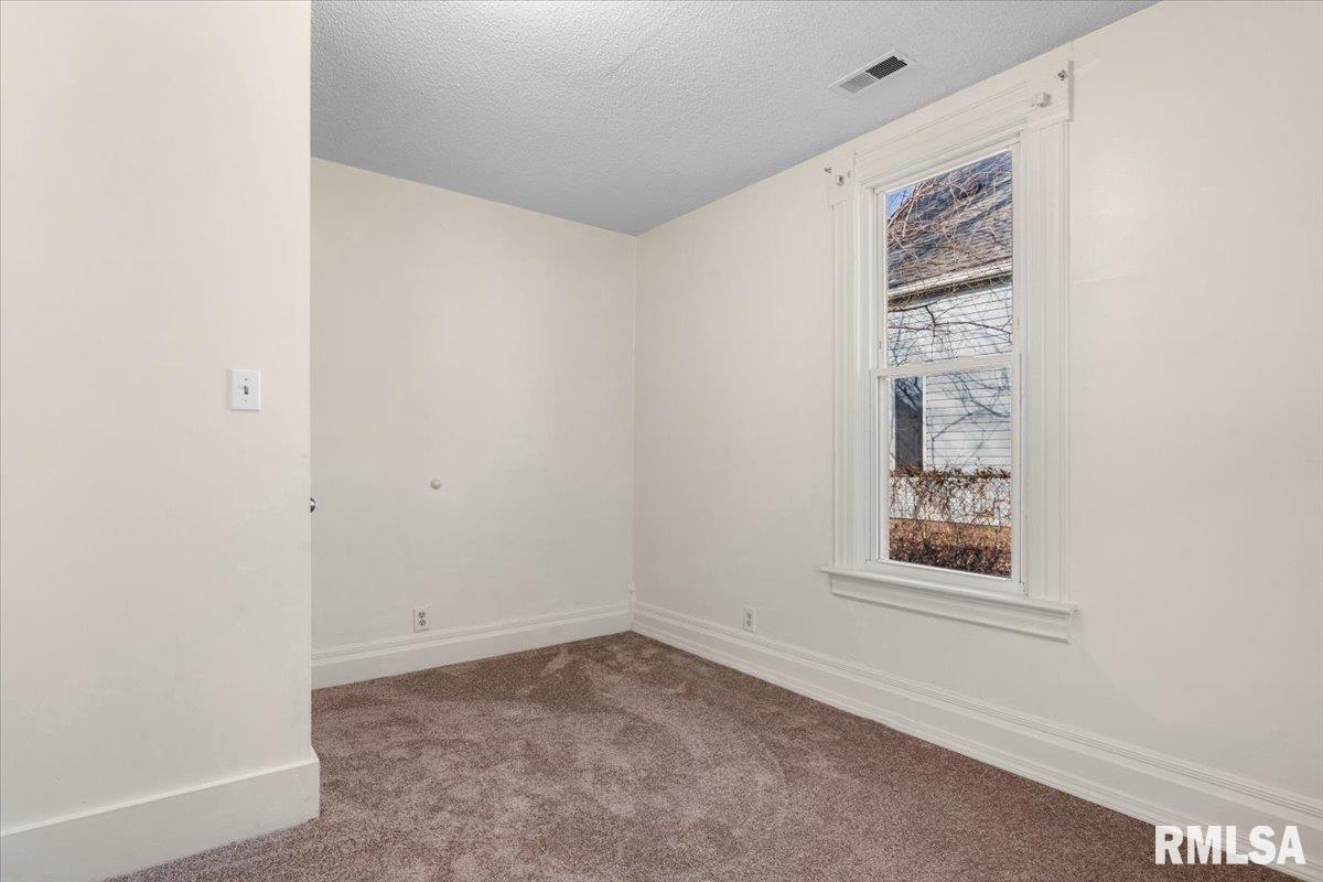 809 South 1st Street Divernon, IL 62530 - Photo 14 of 22