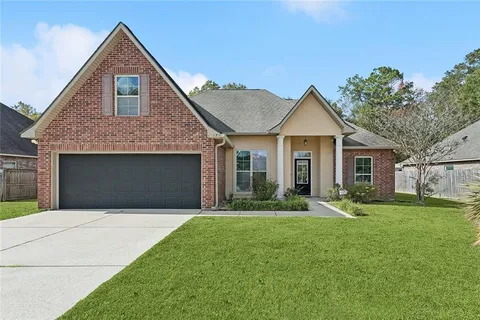 $260,000 | 42375 Wood Avenue, Ponchatoula, LA 70454