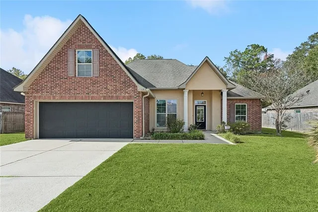 $260,000 | 42375 Wood Avenue, Ponchatoula, LA 70454