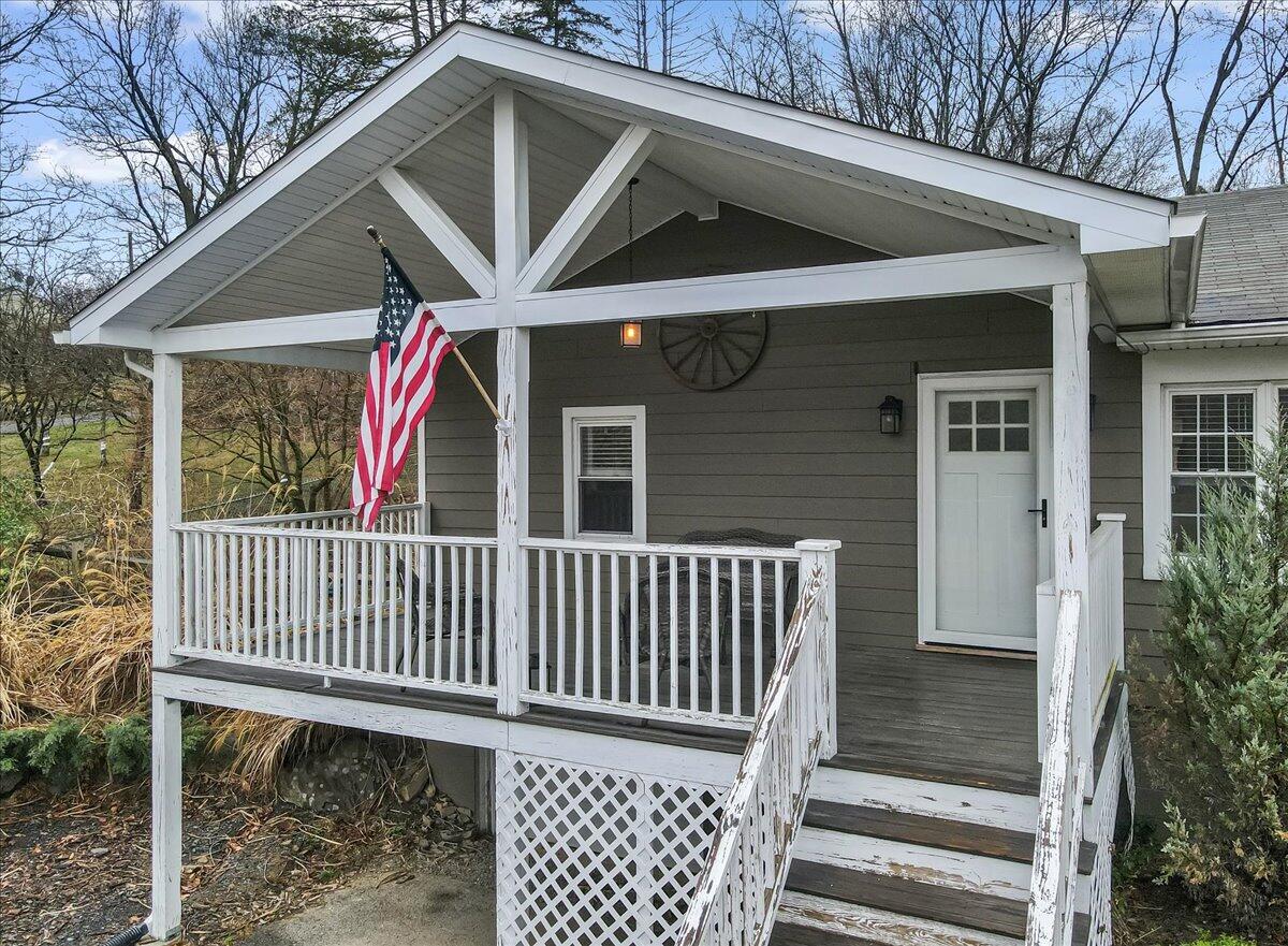 5039 Running Valley Road Stroudsburg, PA 18360 - Photo 2 of 65 07-Photo Apr 03 2025, 10 17 07 AM