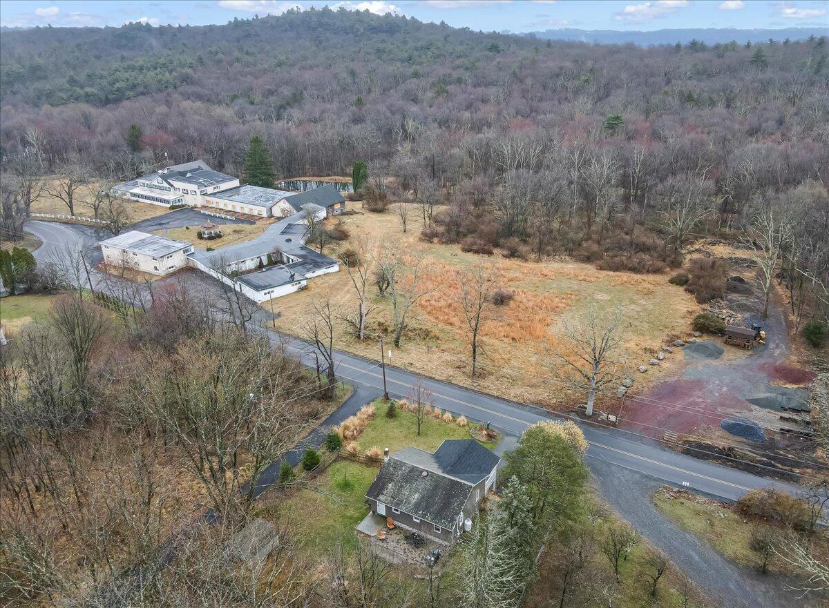 5039 Running Valley Road Stroudsburg, PA 18360 - Photo 60 of 65 60-Photo Apr 03 2025, 10 07 15 PM