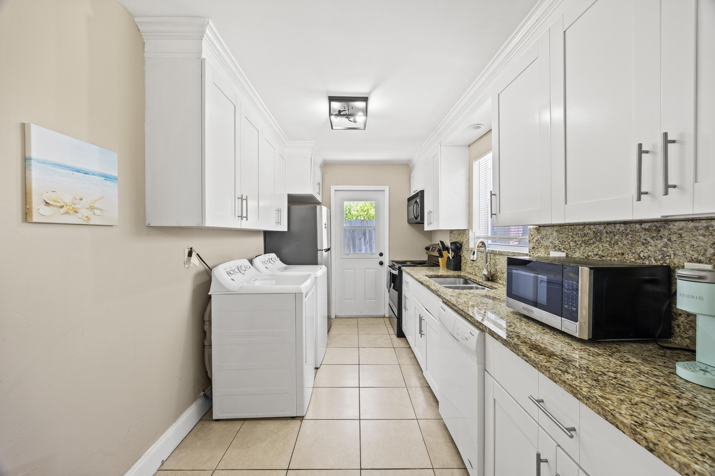 301 Southridge Road Delray Beach, FL 33444 - Photo 8 of 27 453a5638