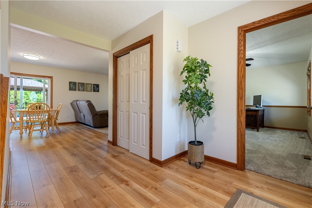 5341 Newton Falls Road Ravenna, OH 44266 - Photo 4 of 39