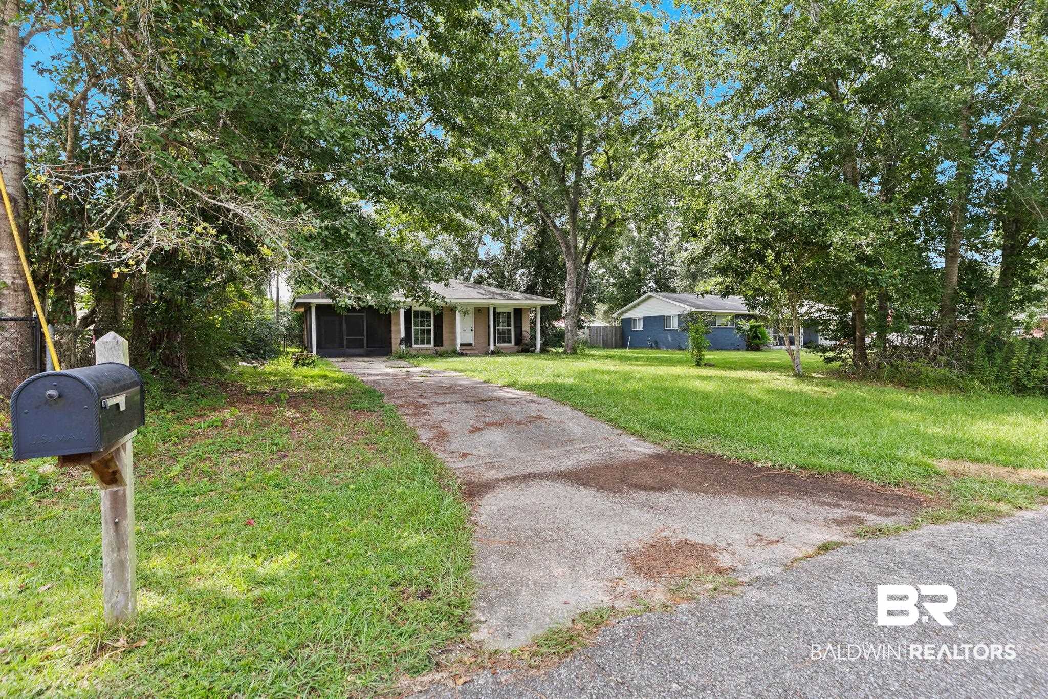114 South Stuart Street Foley, AL 36535 - Photo 2 of 50