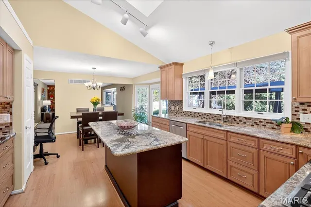 $699,500 | 2316 Coventry Farm Court, Chesterfield, MO 63017