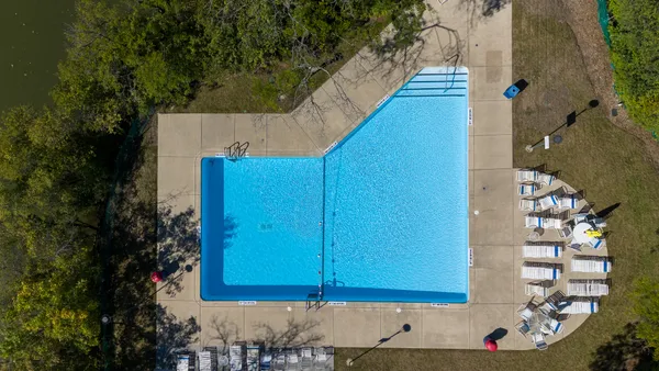 $1,650 | 5900 Oakwood Drive, Unit 4D, Lisle, IL 60532