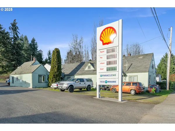 $299,900 | 764 Northeast Main Street, Willamina, OR 97396