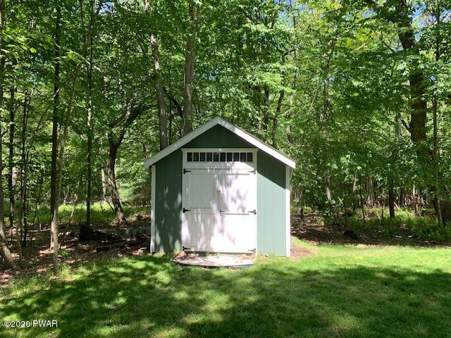 133 Squirrel Road Dingmans Ferry, PA 18328 - Photo 22 of 26