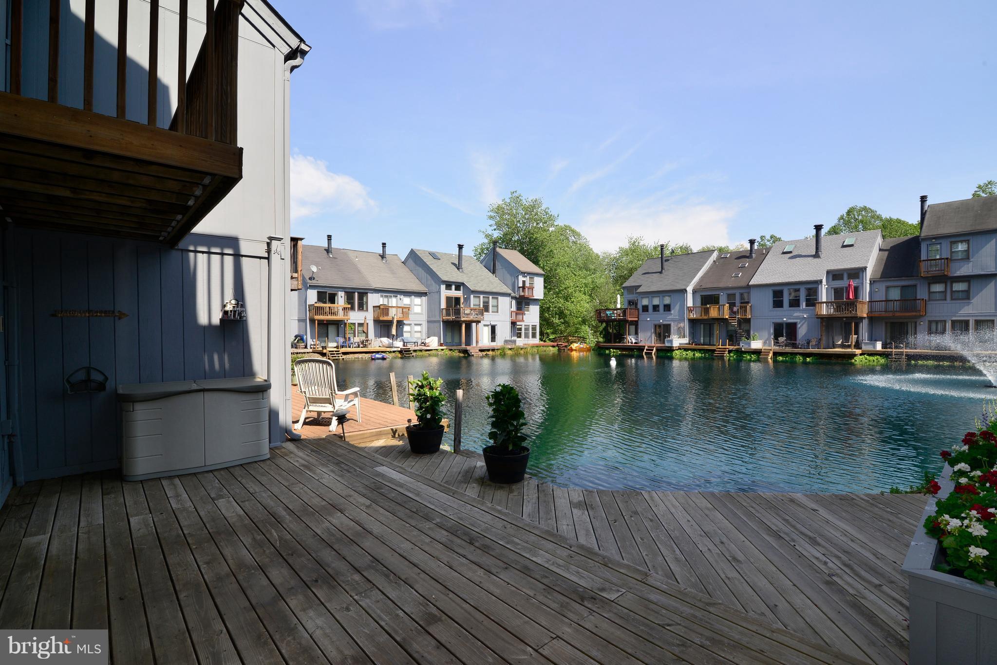 11149 Timberhead Court Reston, VA 20191 - Photo 10 of 30 Spacious deck offers a great retreat.