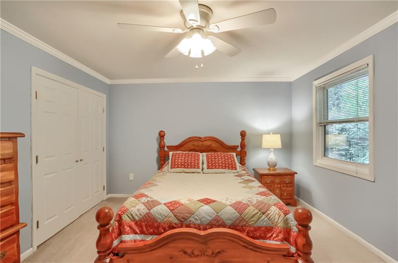 8 North Park Road Pittsburgh, PA 15229 - Photo 18 of 25 First floor bedroom #1
