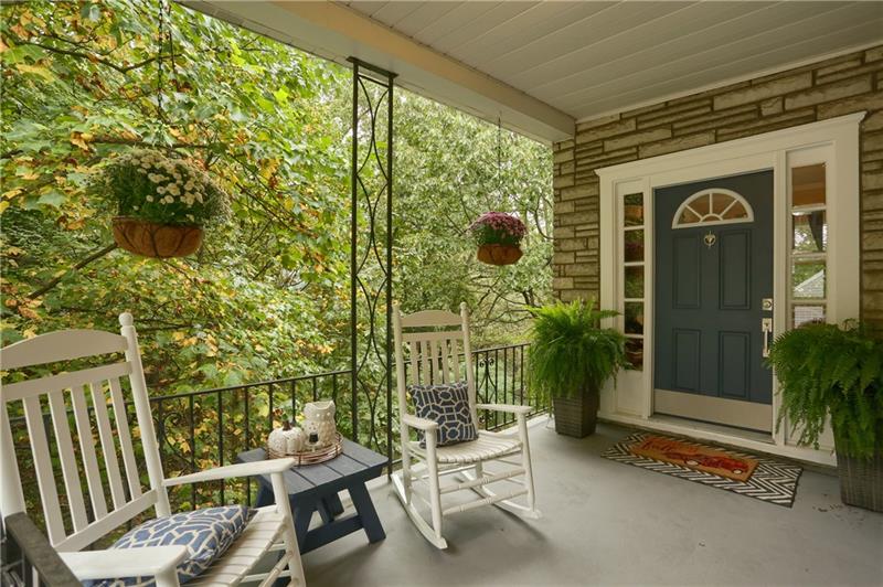 8 North Park Road Pittsburgh, PA 15229 - Photo 5 of 25 Front Covered Patio