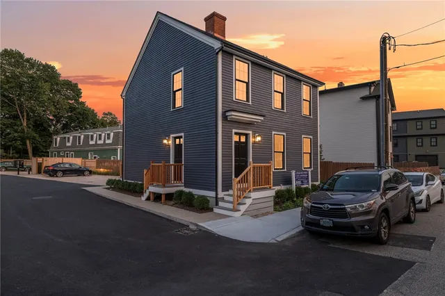 $409,900 | 32 Exchange Street, Unit A2, East Greenwich, RI 02818