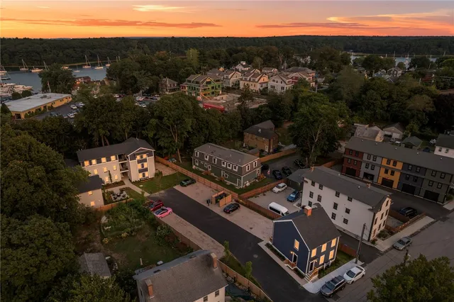 $409,900 | 32 Exchange Street, Unit A2, East Greenwich, RI 02818