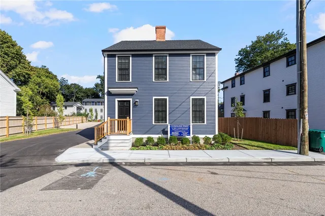 $409,900 | 32 Exchange Street, Unit A2, East Greenwich, RI 02818