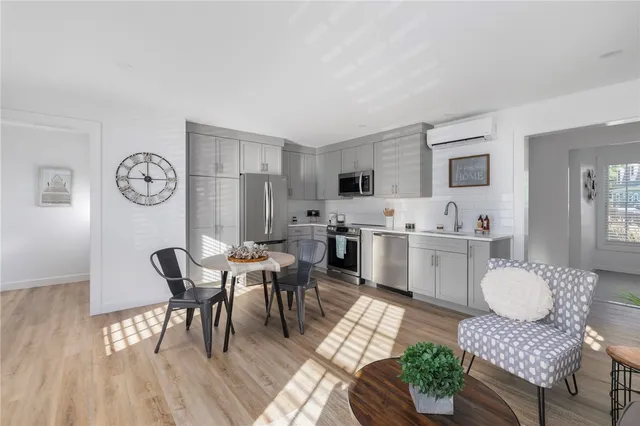 $409,900 | 32 Exchange Street, Unit A2, East Greenwich, RI 02818