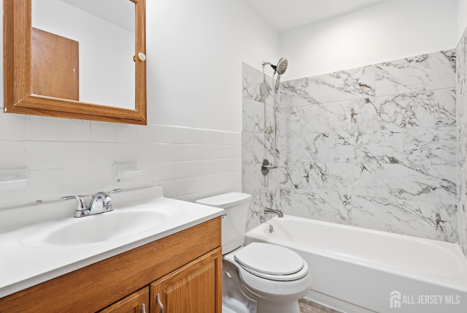 1719 Raspberry Court, Unit 1719 Edison, NJ 08817 - Photo 19 of 22