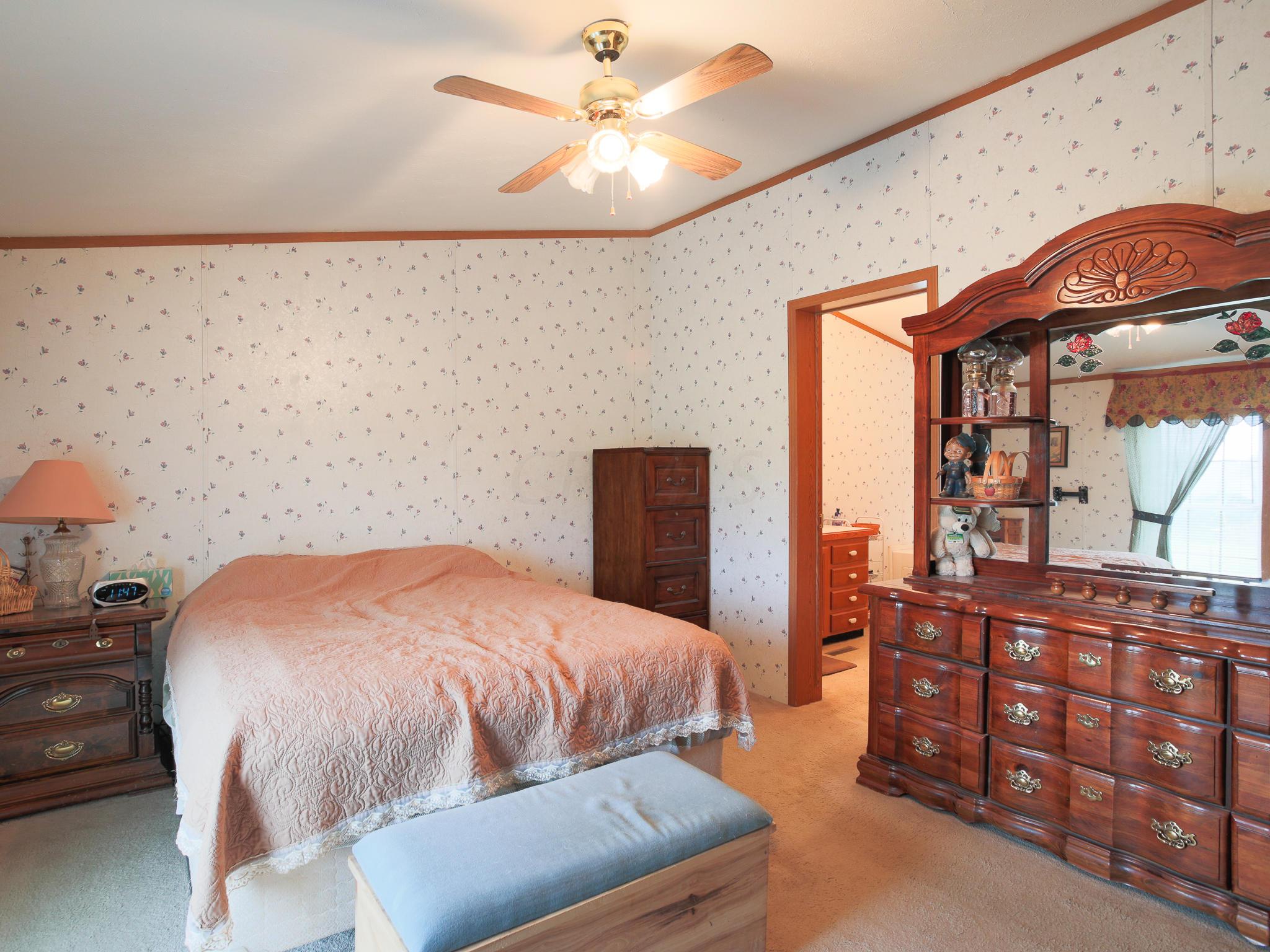 28496 Locust Grove Road McArthur, OH 45651 - Photo 14 of 30