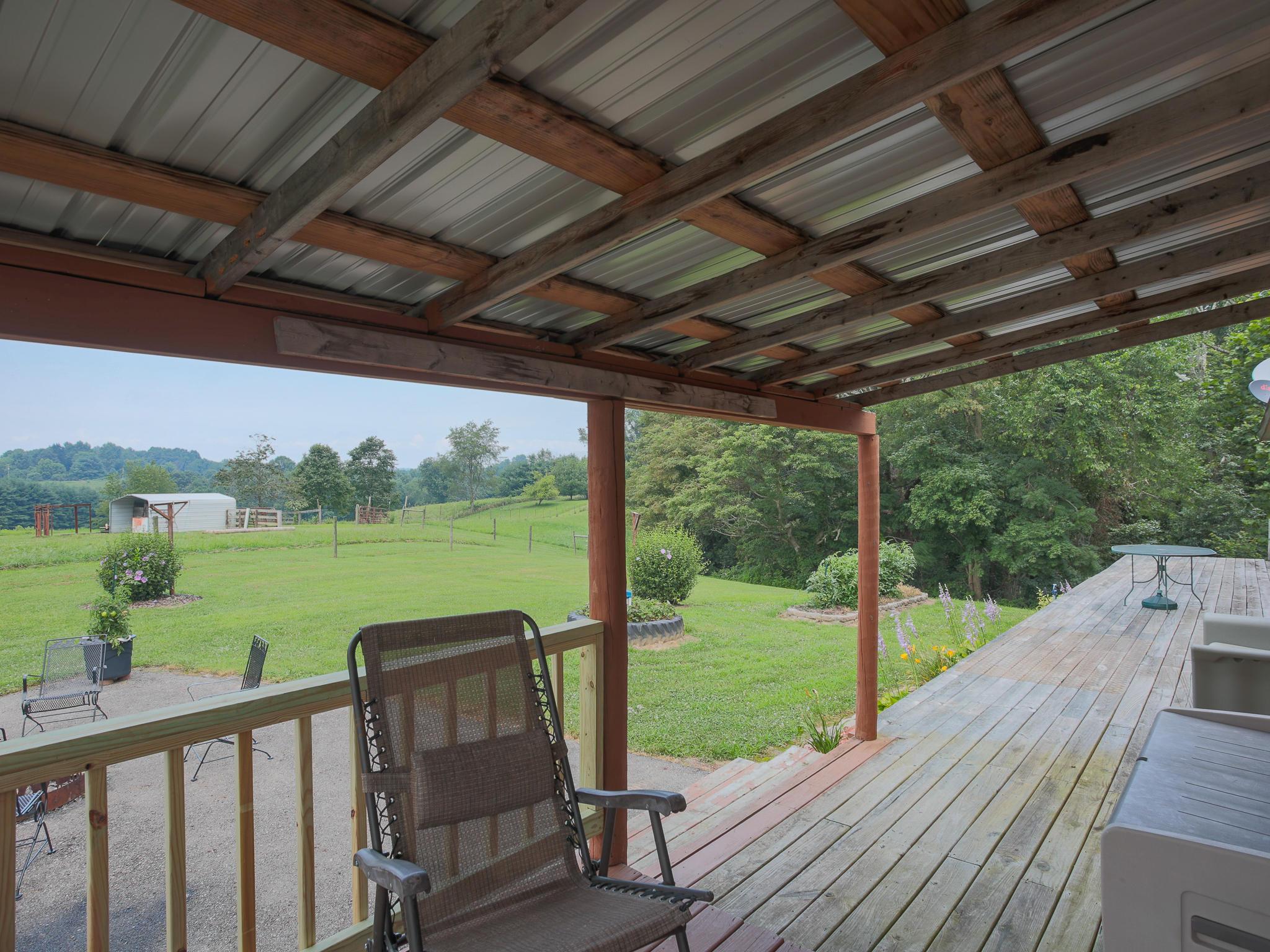 28496 Locust Grove Road McArthur, OH 45651 - Photo 5 of 30