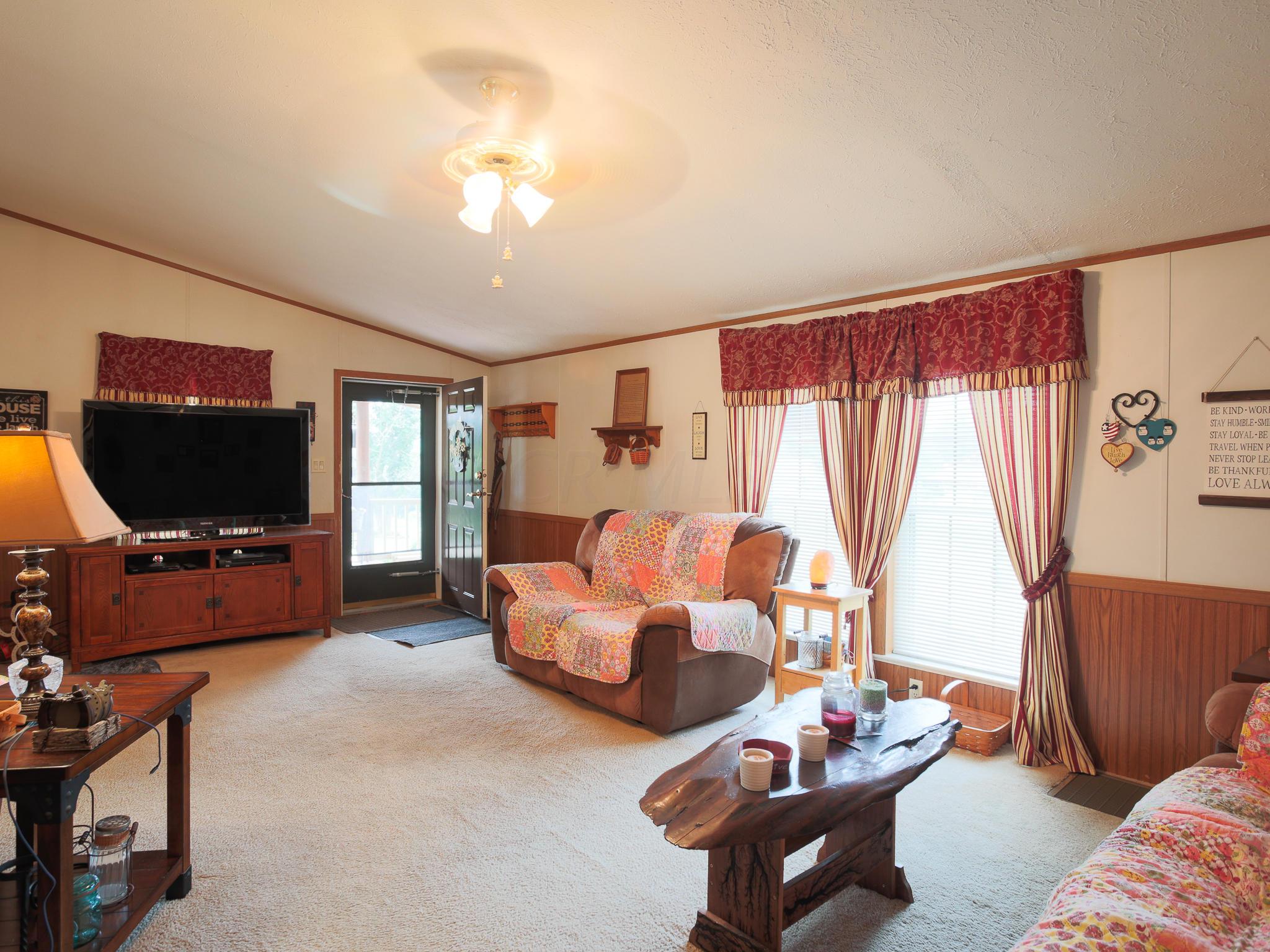 28496 Locust Grove Road McArthur, OH 45651 - Photo 7 of 30