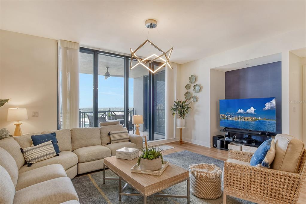 50 Central Avenue, Unit 15B Sarasota, FL 34236 - Photo 16 of 48