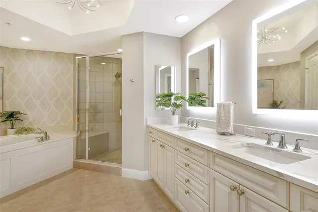 $4,500 | 50 Central Avenue, Unit 15B, Sarasota, FL 34236