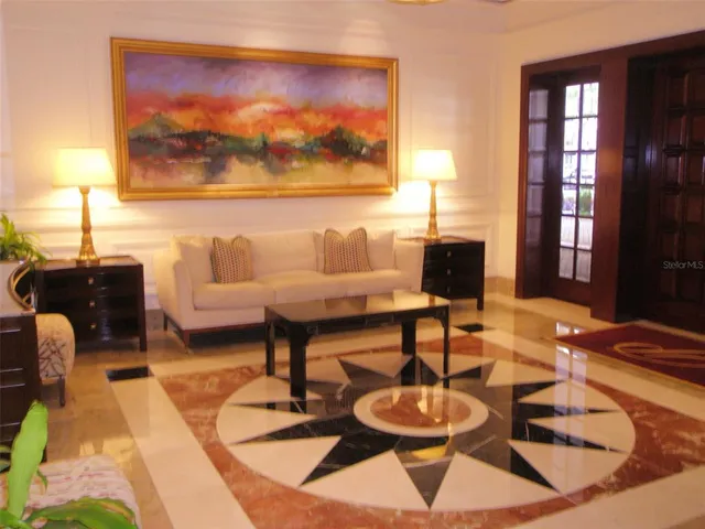 $4,500 | 50 Central Avenue, Unit 15B, Sarasota, FL 34236