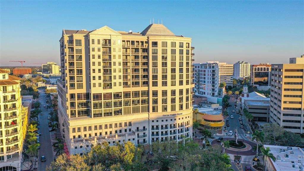 50 Central Avenue, Unit 15B Sarasota, FL 34236 - Photo 47 of 48