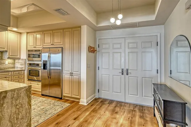 $4,500 | 50 Central Avenue, Unit 15B, Sarasota, FL 34236