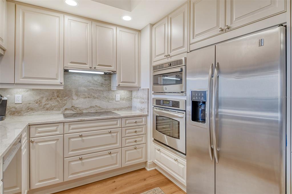 50 Central Avenue, Unit 15B Sarasota, FL 34236 - Photo 9 of 48