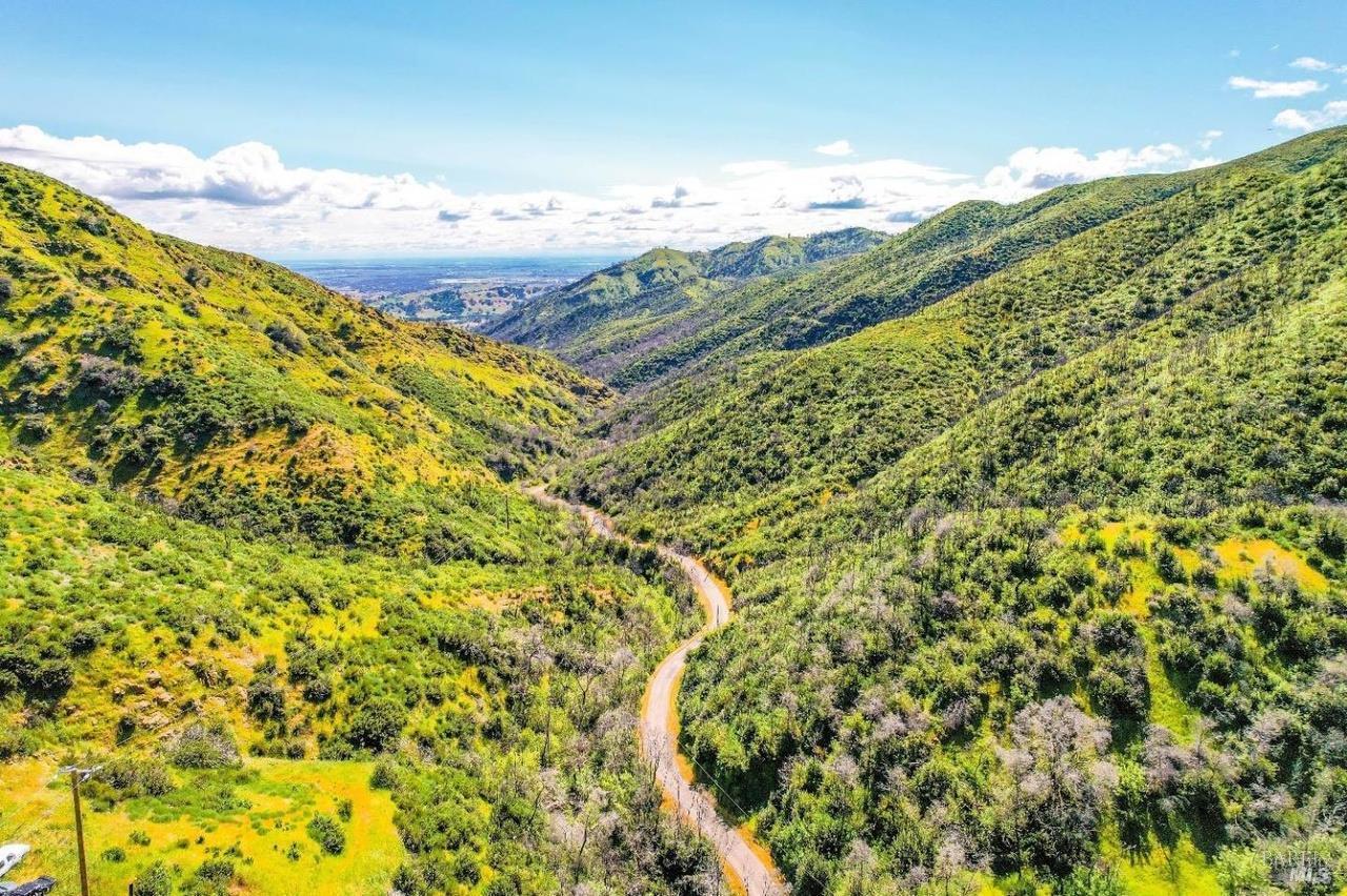 2778 Mix Canyon Road Vacaville, CA 95688 - Photo 3 of 27